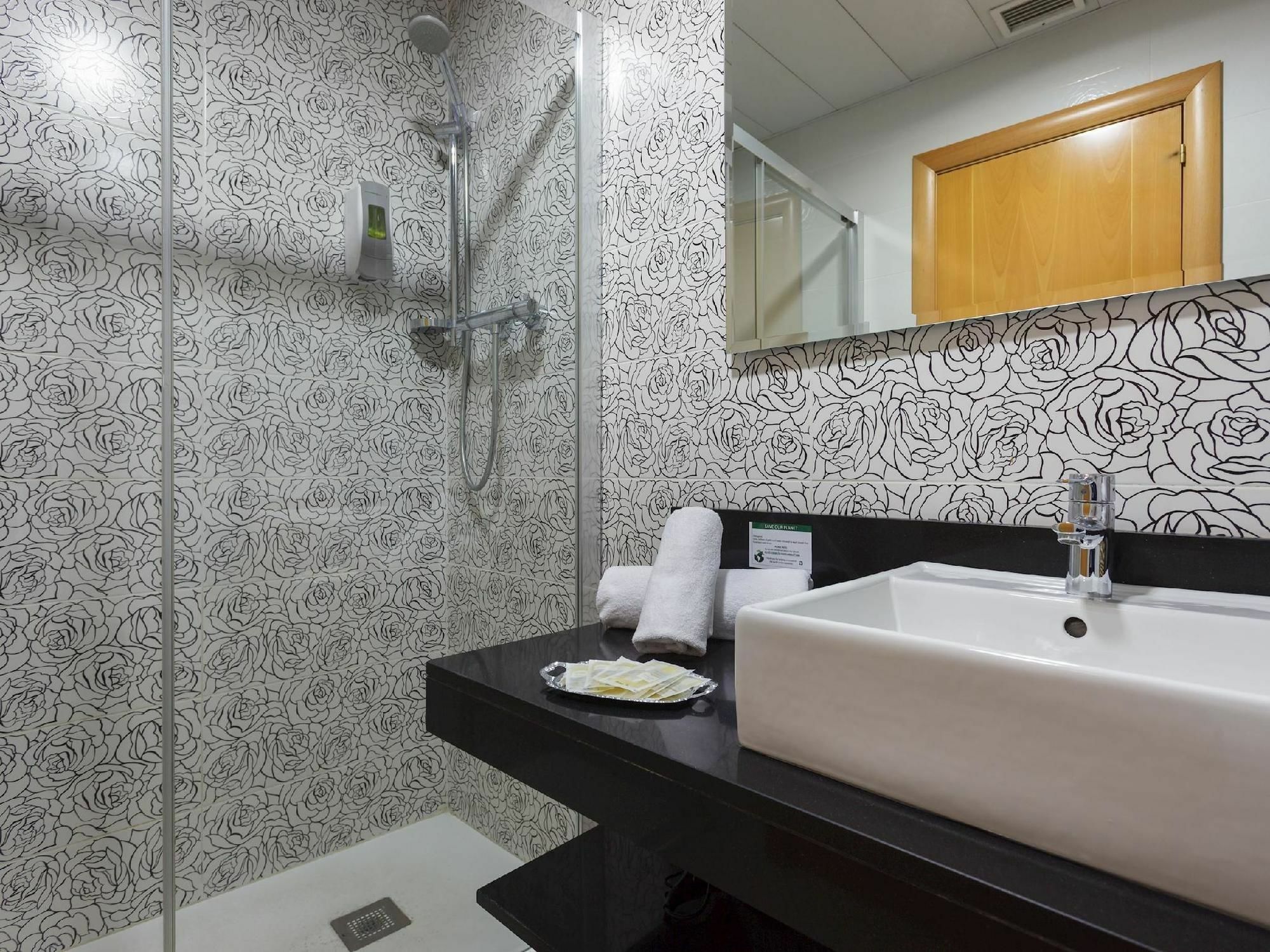 Aparthotel Rambla108 Barcelona Eksteriør bilde